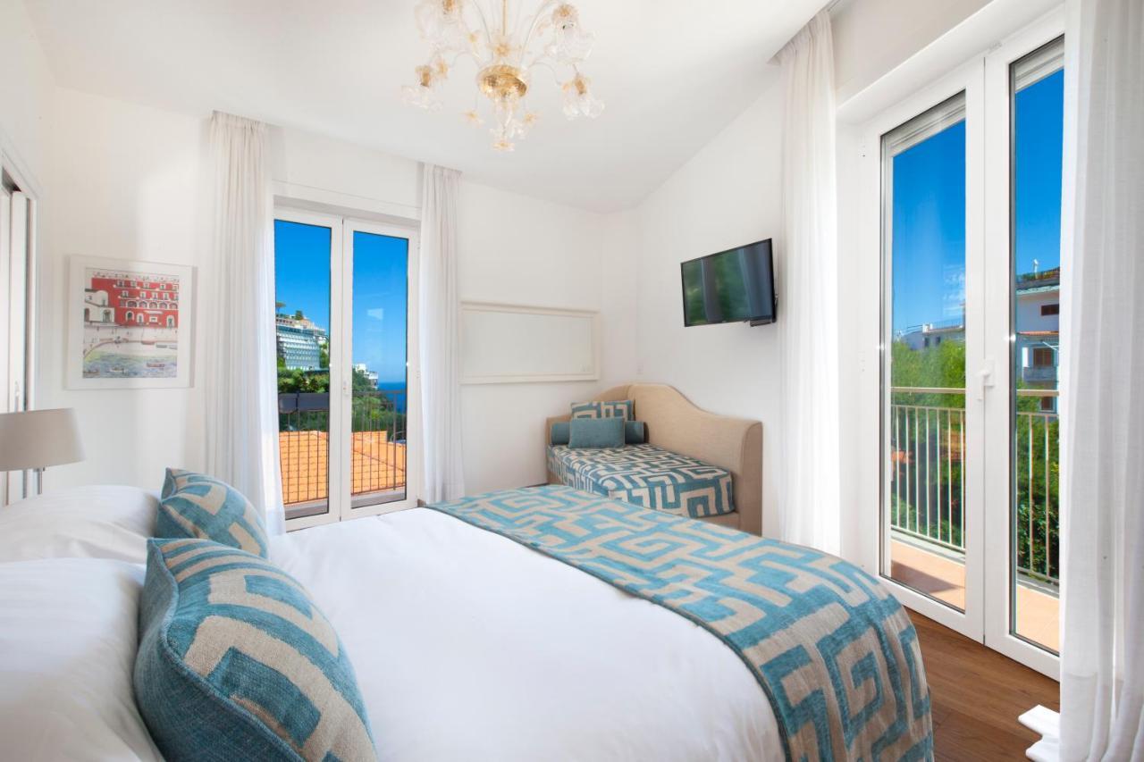 Sorrentovibes - Luxury Home Sea View & Jacuzzi In Sorrento Centre Екстер'єр фото